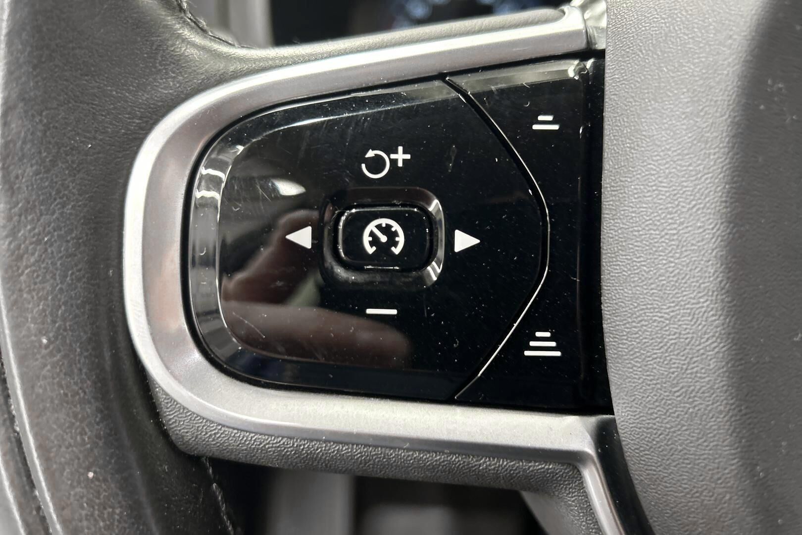 Volvo V90 iso kuva 10