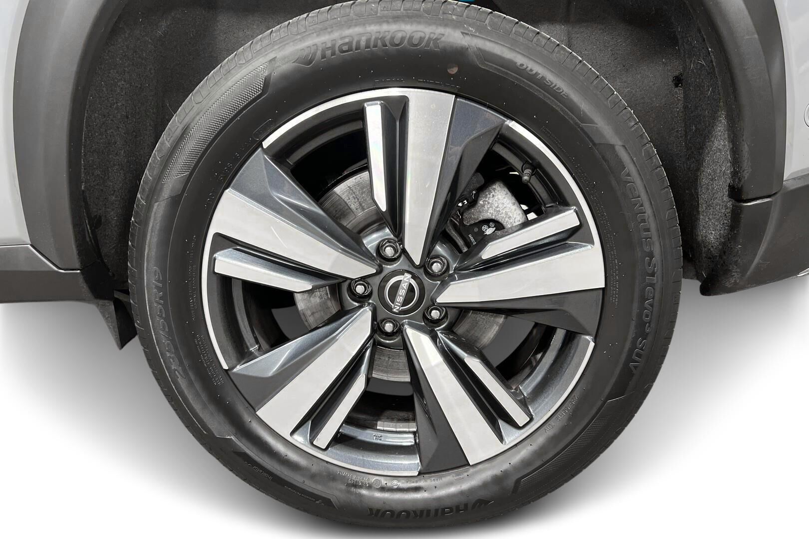Nissan X-Trail iso kuva 13