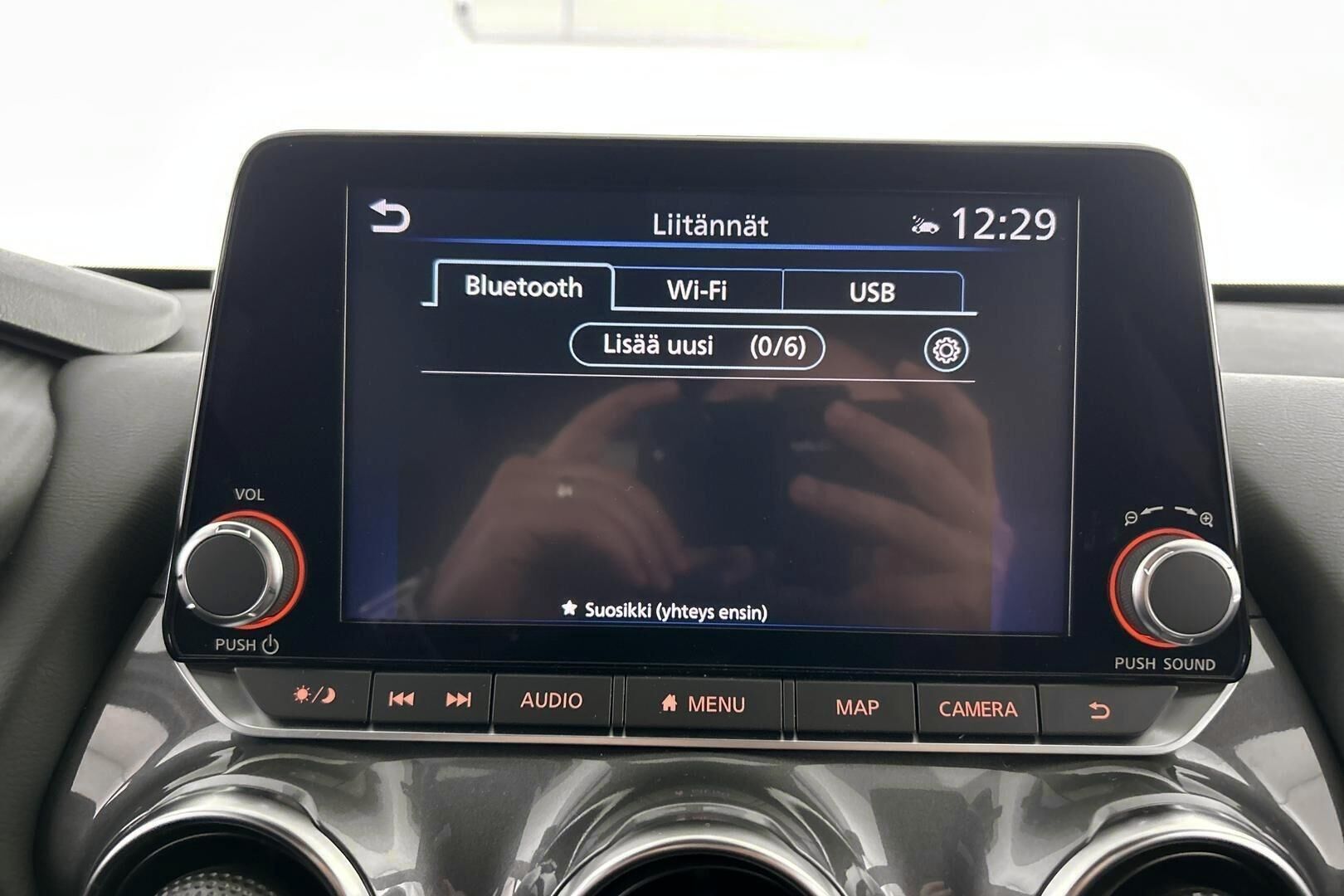 Nissan Juke iso kuva 24