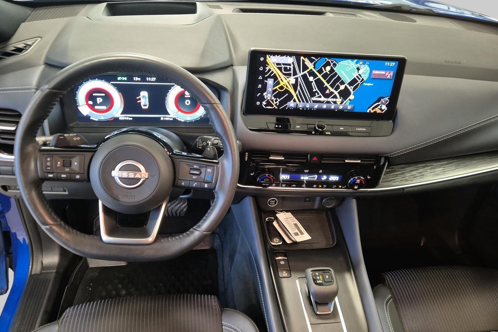 Nissan Qashqai iso kuva 11