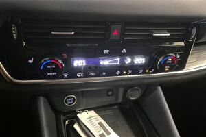 Nissan Qashqai esikatselu 16