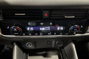 Nissan Qashqai esikatselu 17