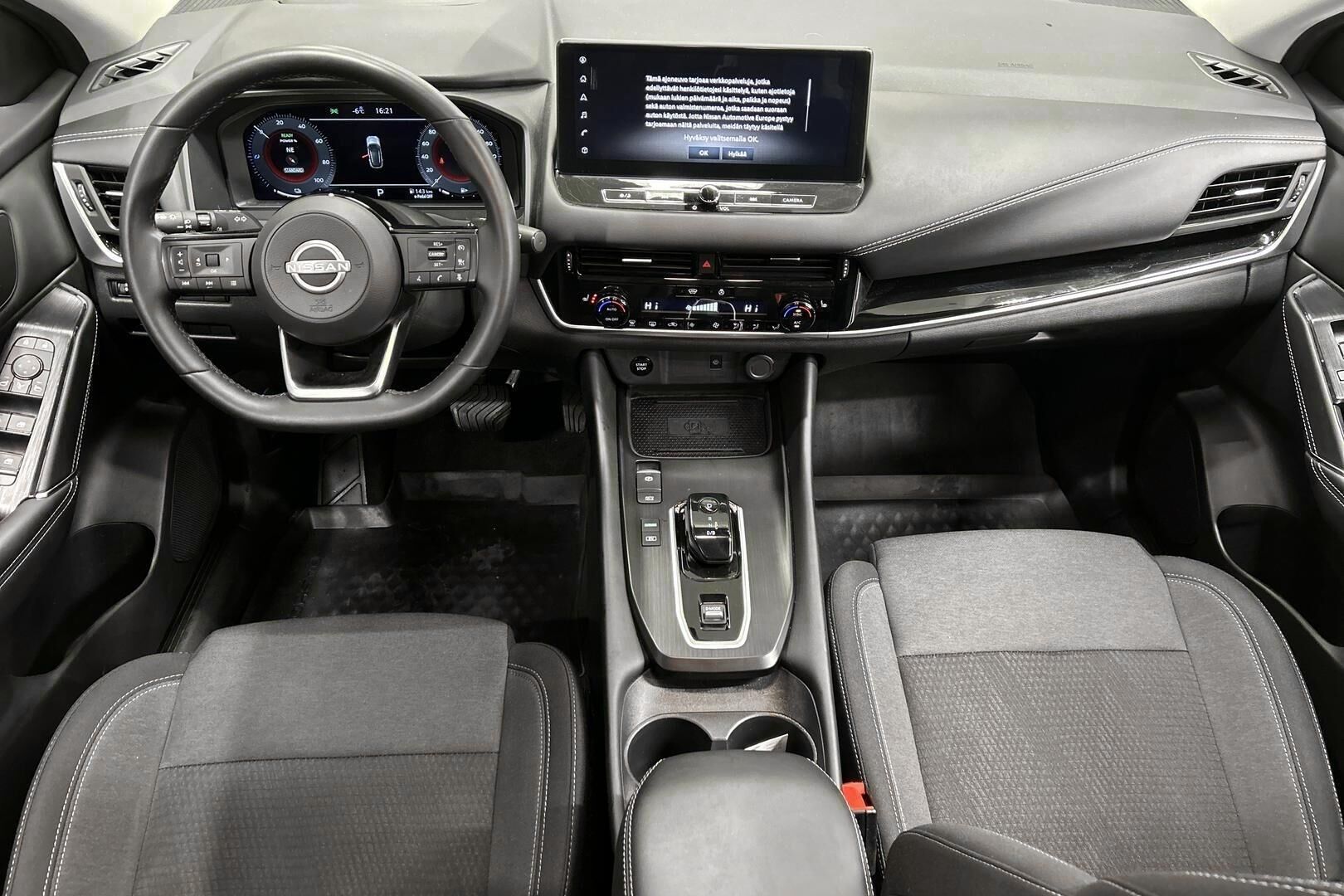 Nissan Qashqai iso kuva 11