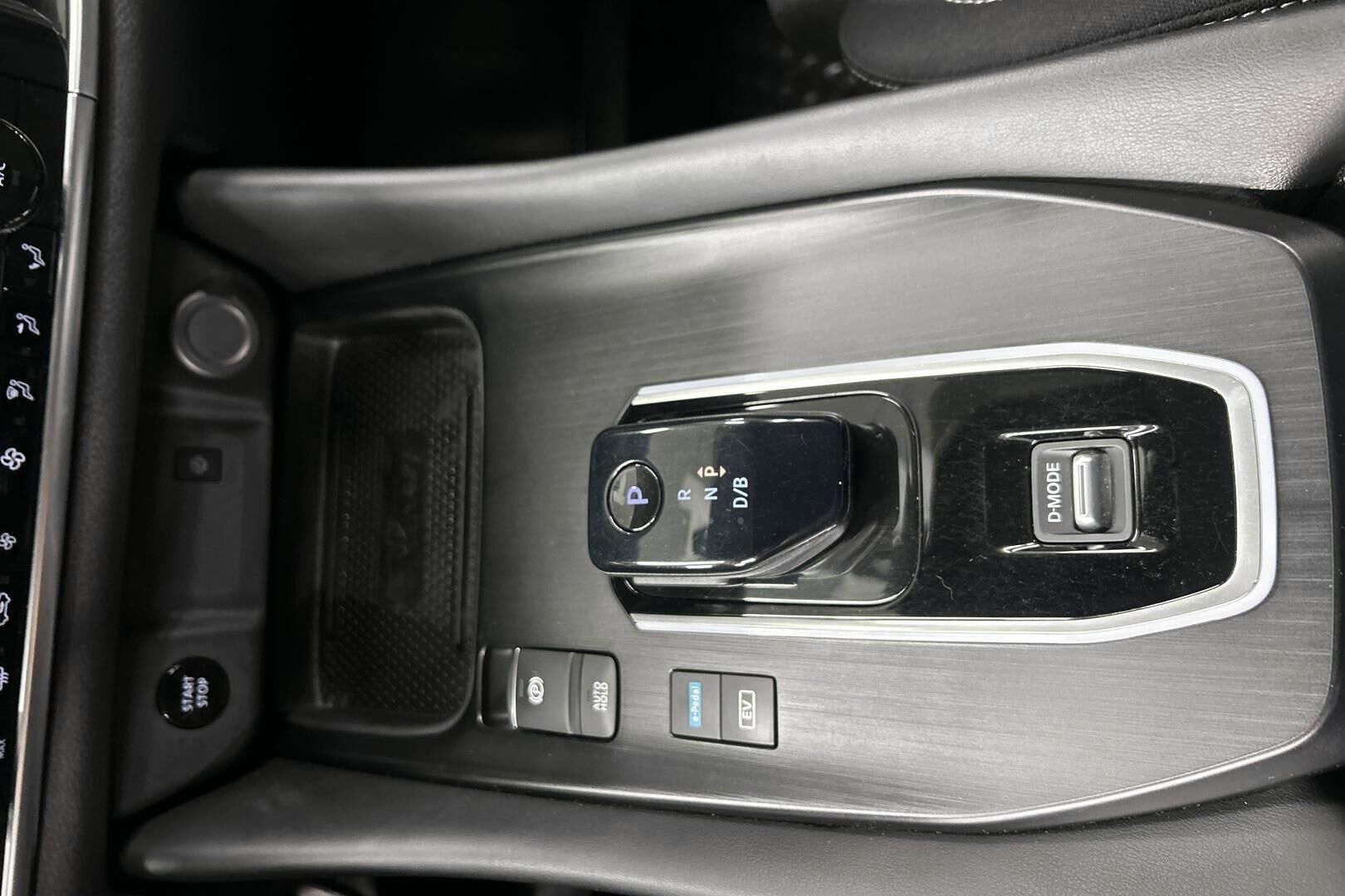 Nissan Qashqai iso kuva 13