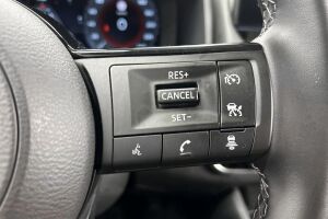 Nissan Qashqai esikatselu 11