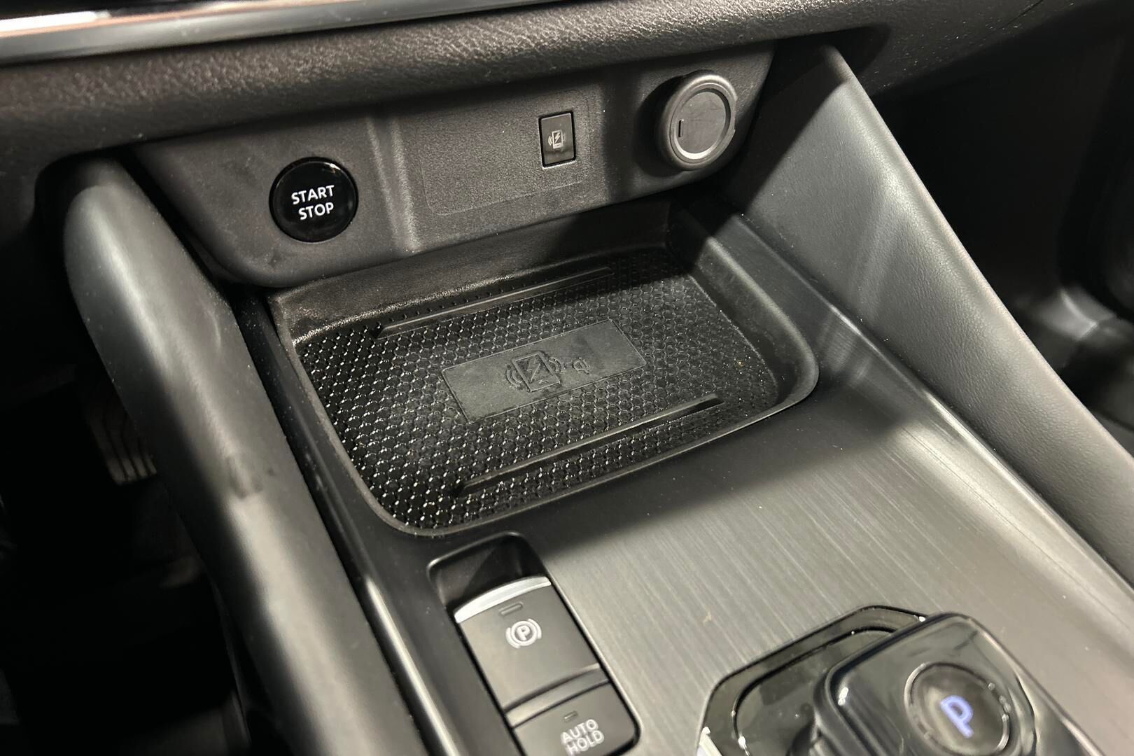 Nissan Qashqai iso kuva 15