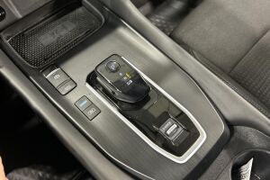 Nissan Qashqai esikatselu 16