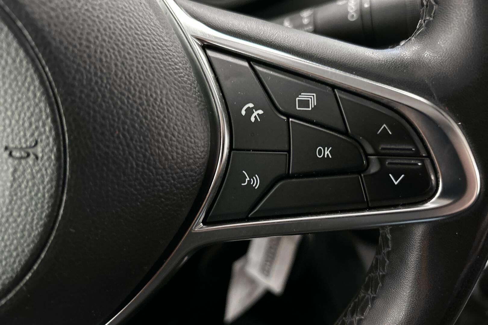 Nissan Primastar iso kuva 20