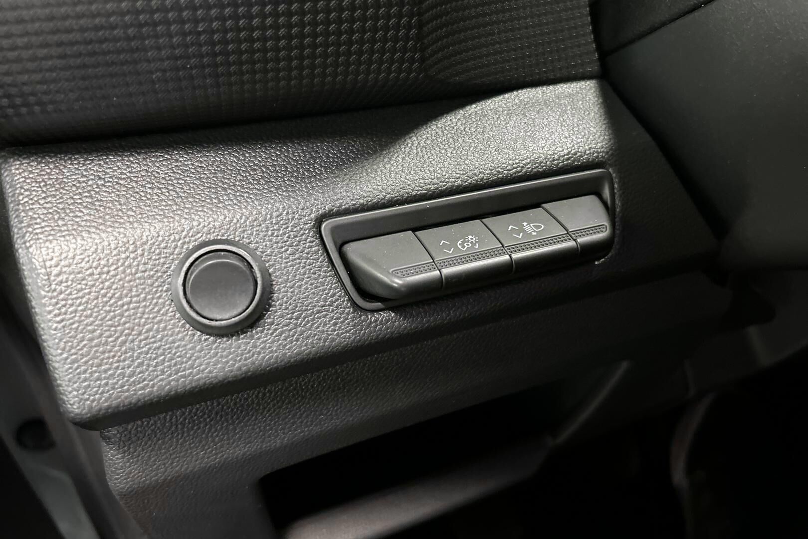 Nissan Primastar iso kuva 22