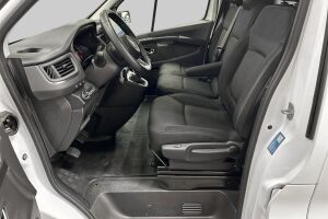 Nissan Primastar esikatselu 8