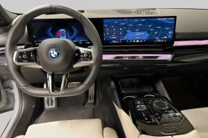 BMW i5 esikatselu 10