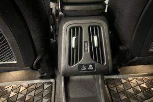 BMW 2-sarja esikatselu 28