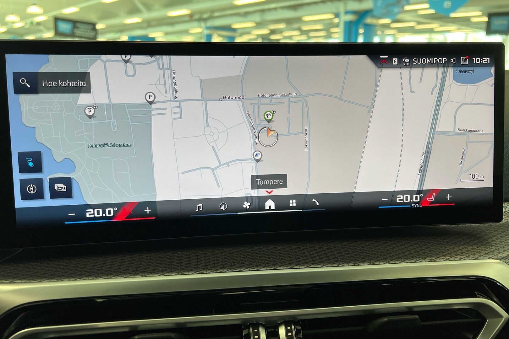 BMW i4 iso kuva 12