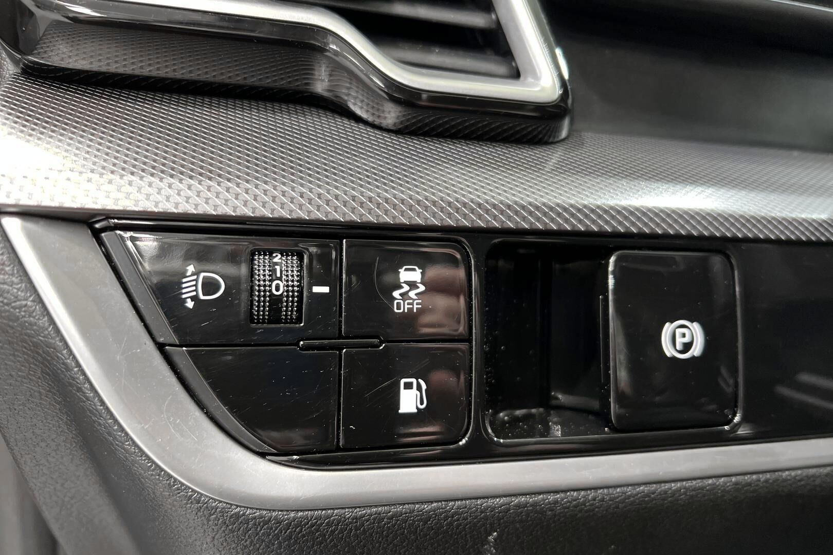 Kia Sportage iso kuva 18