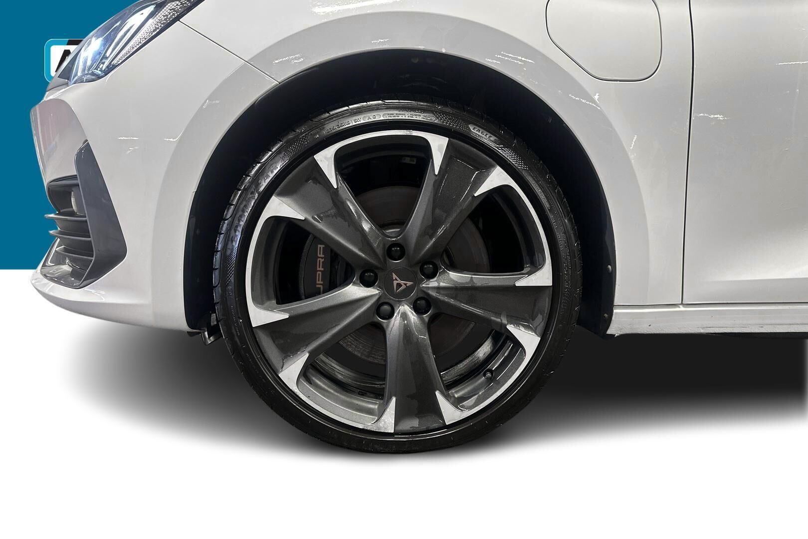 Cupra Leon iso kuva 12