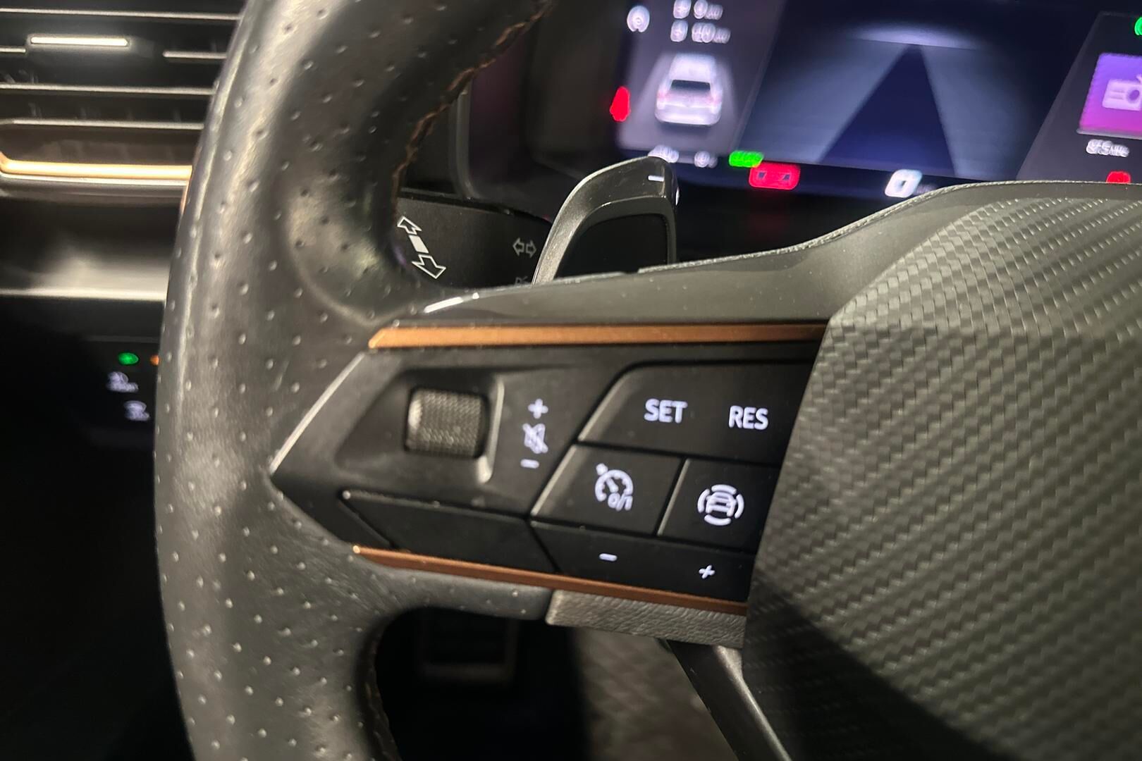 Cupra Leon iso kuva 20