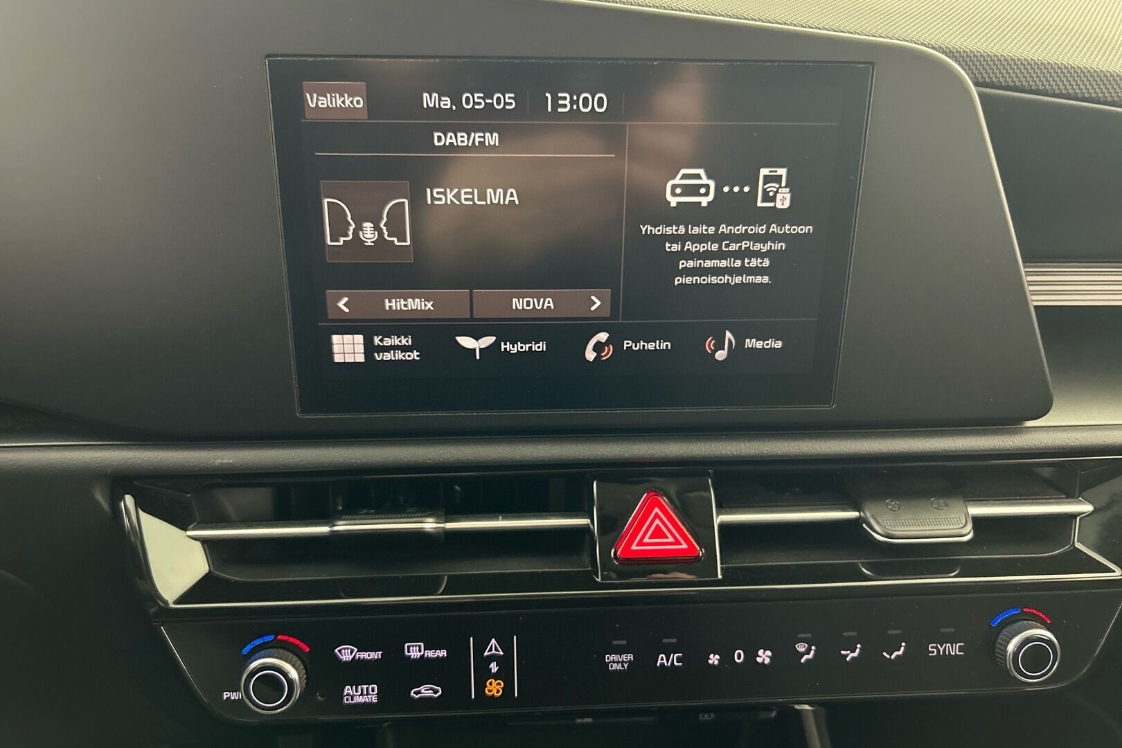 Kia Niro iso kuva 11
