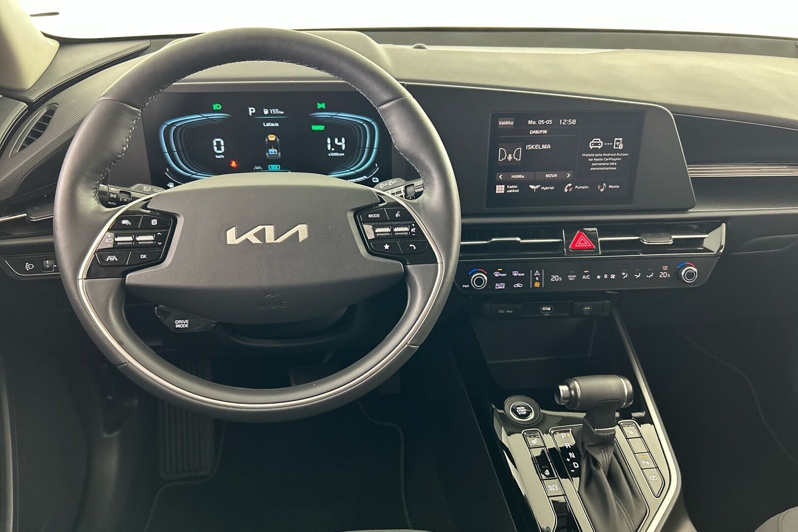 Kia Niro iso kuva 17
