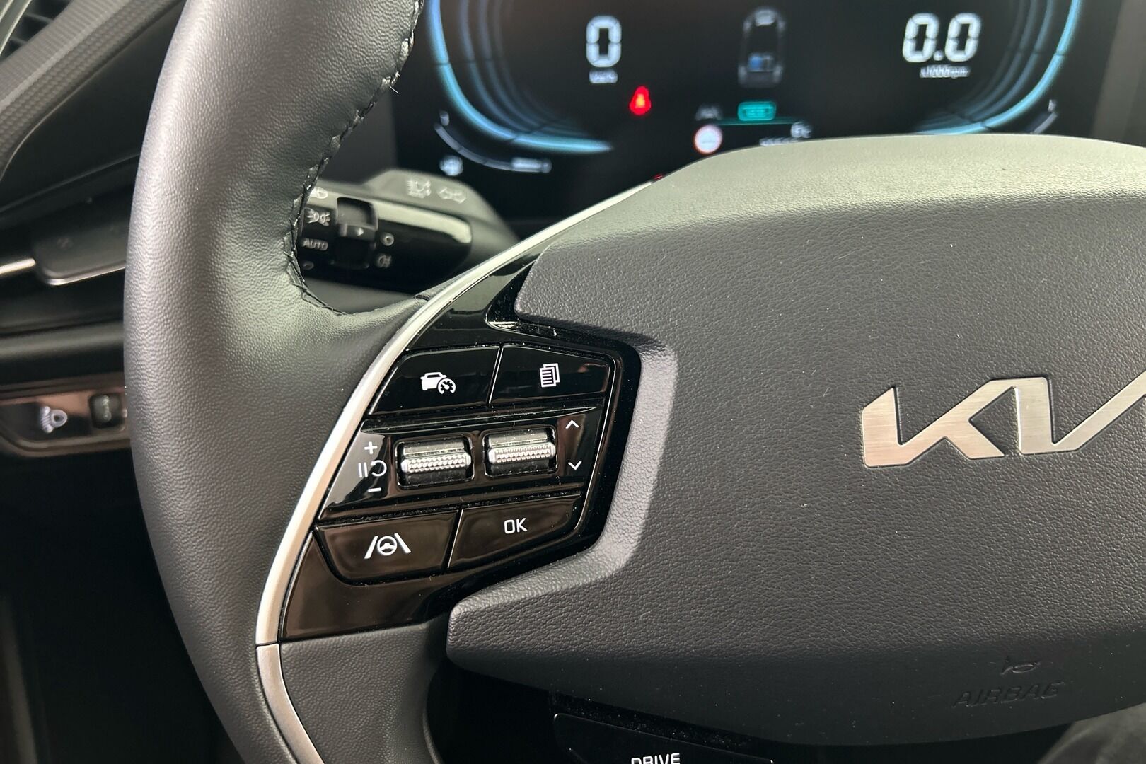 Kia Niro iso kuva 20