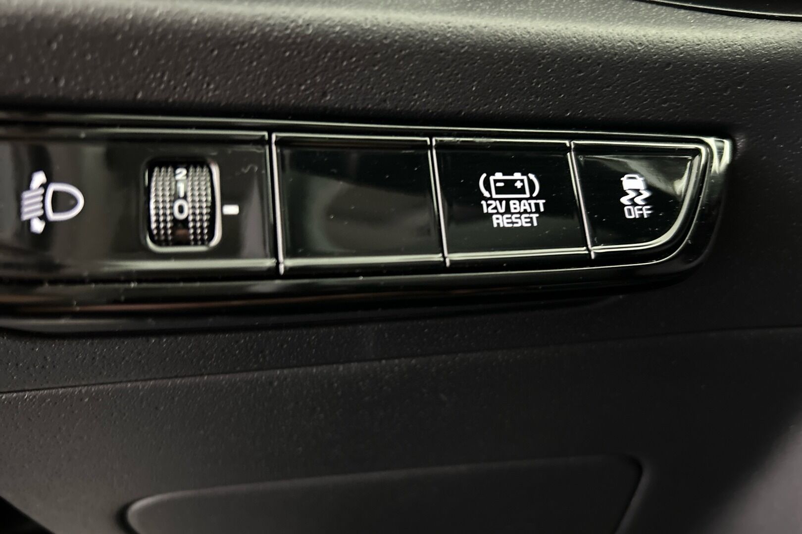 Kia Niro iso kuva 24