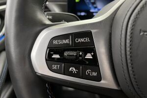 BMW i4 esikatselu 19