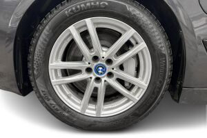 BMW 5-SARJA esikatselu 12