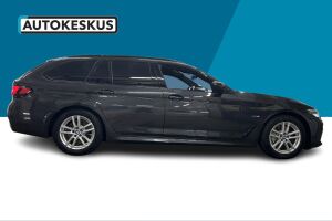 BMW 5-SARJA esikatselu 3