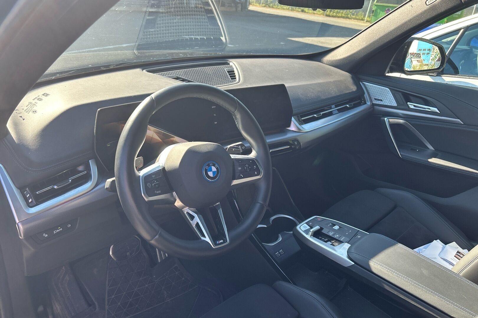 BMW X1 iso kuva 1