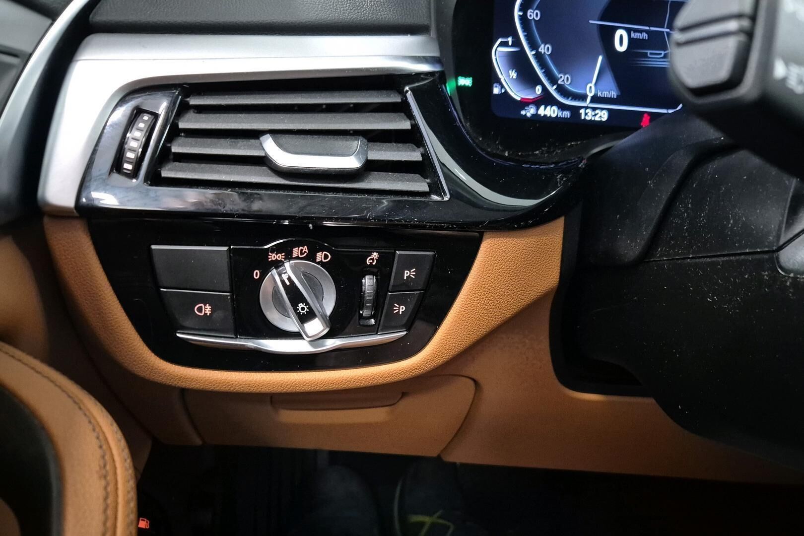 BMW 5-sarja iso kuva 16