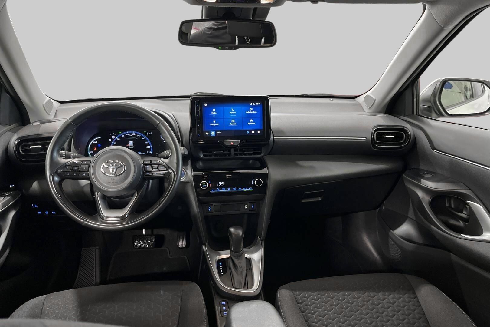 Toyota Yaris Cross iso kuva 7