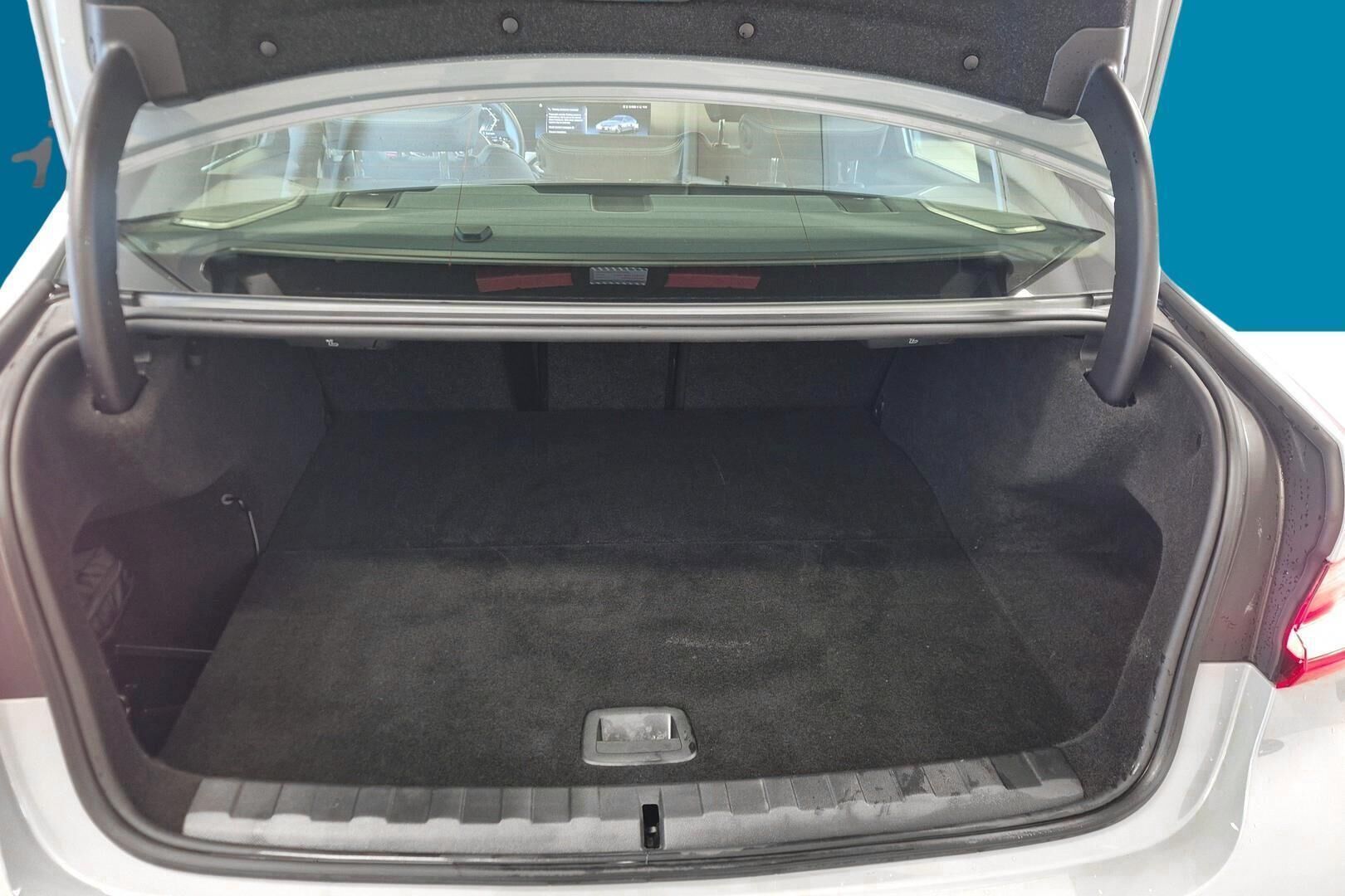 BMW 3-sarja iso kuva 7