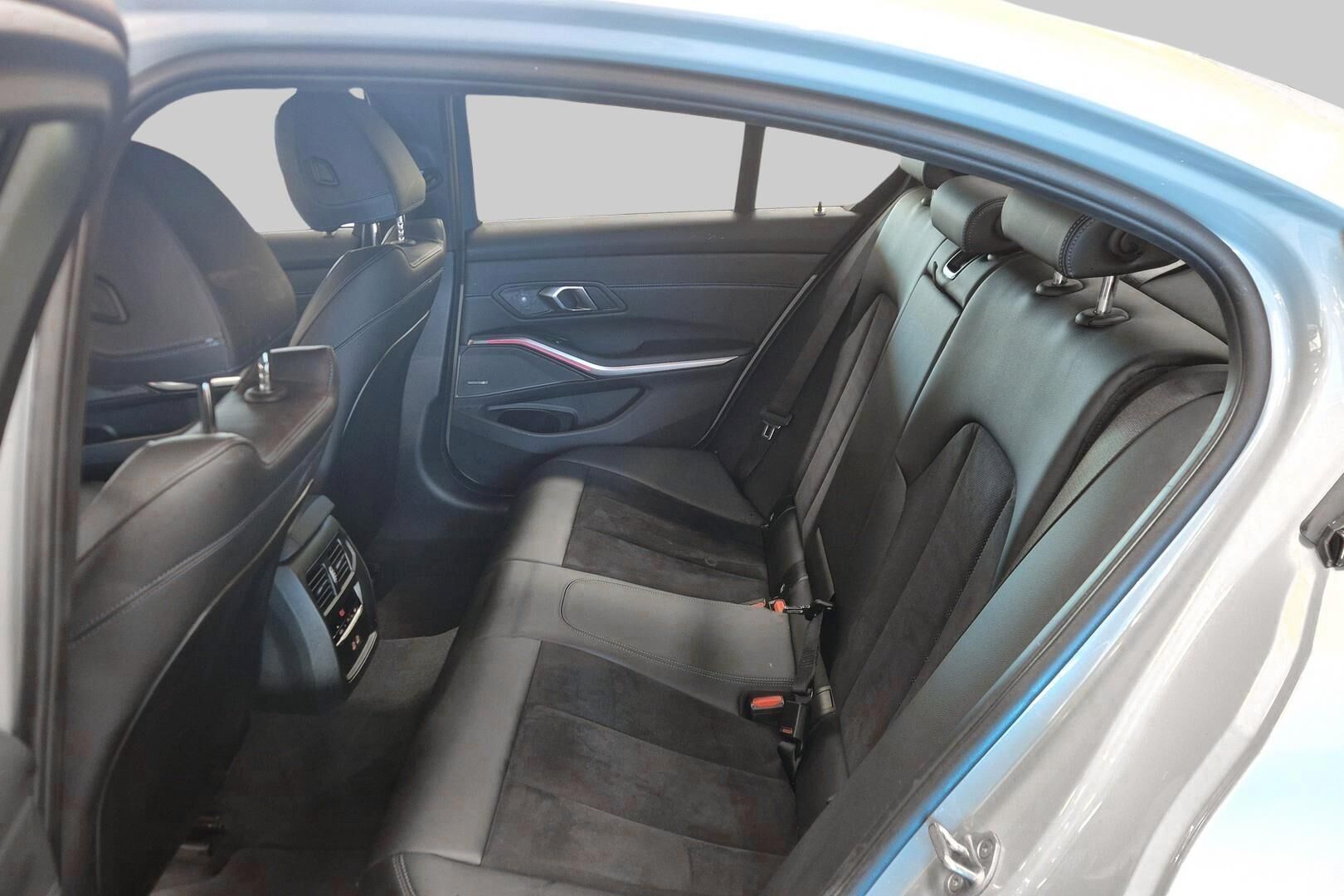 BMW 3-sarja iso kuva 6