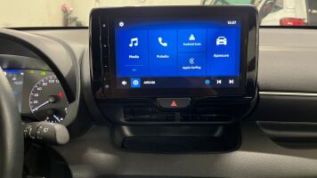 Toyota Yaris esikatselu 12