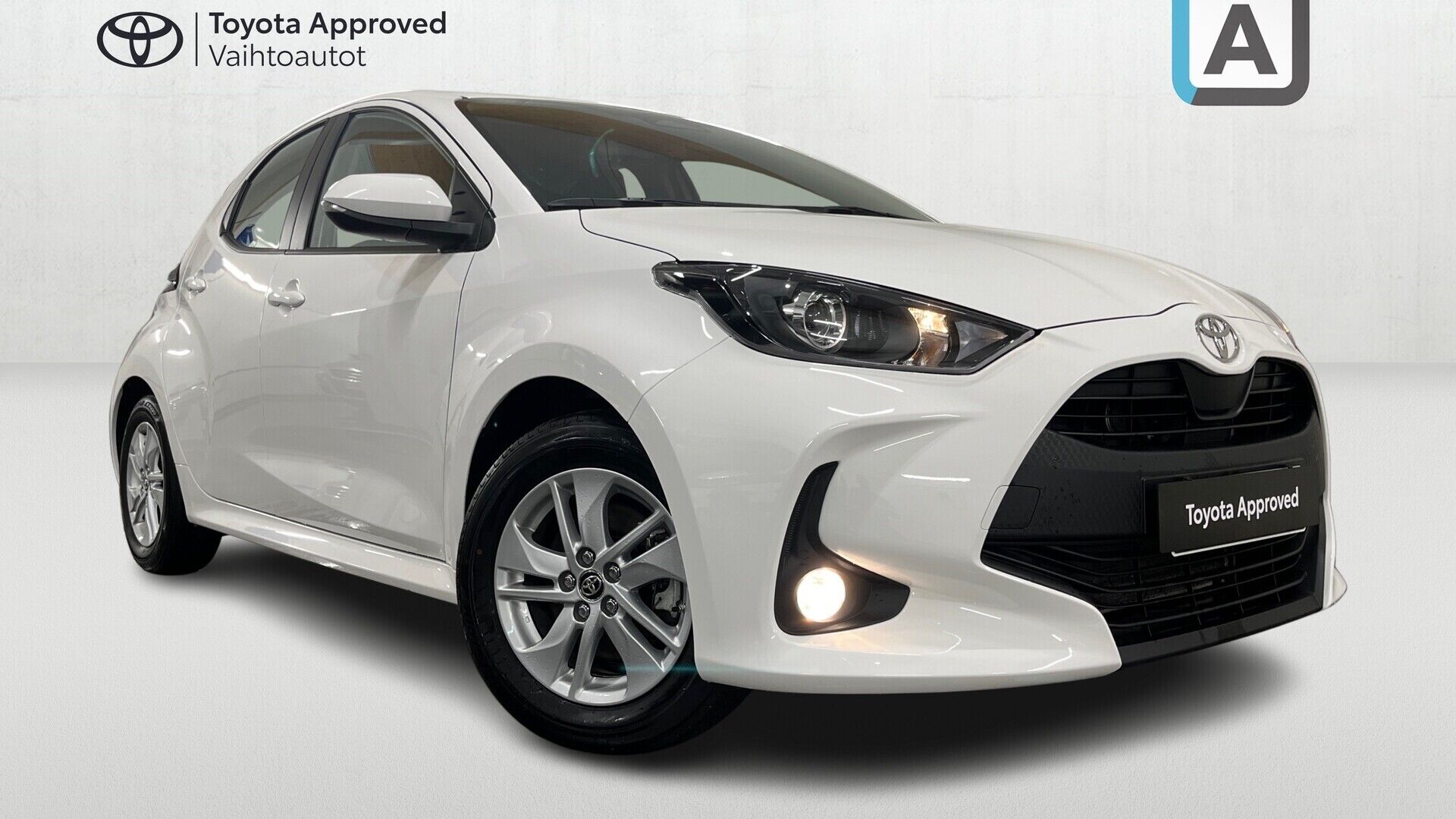 Toyota Yaris iso kuva 5