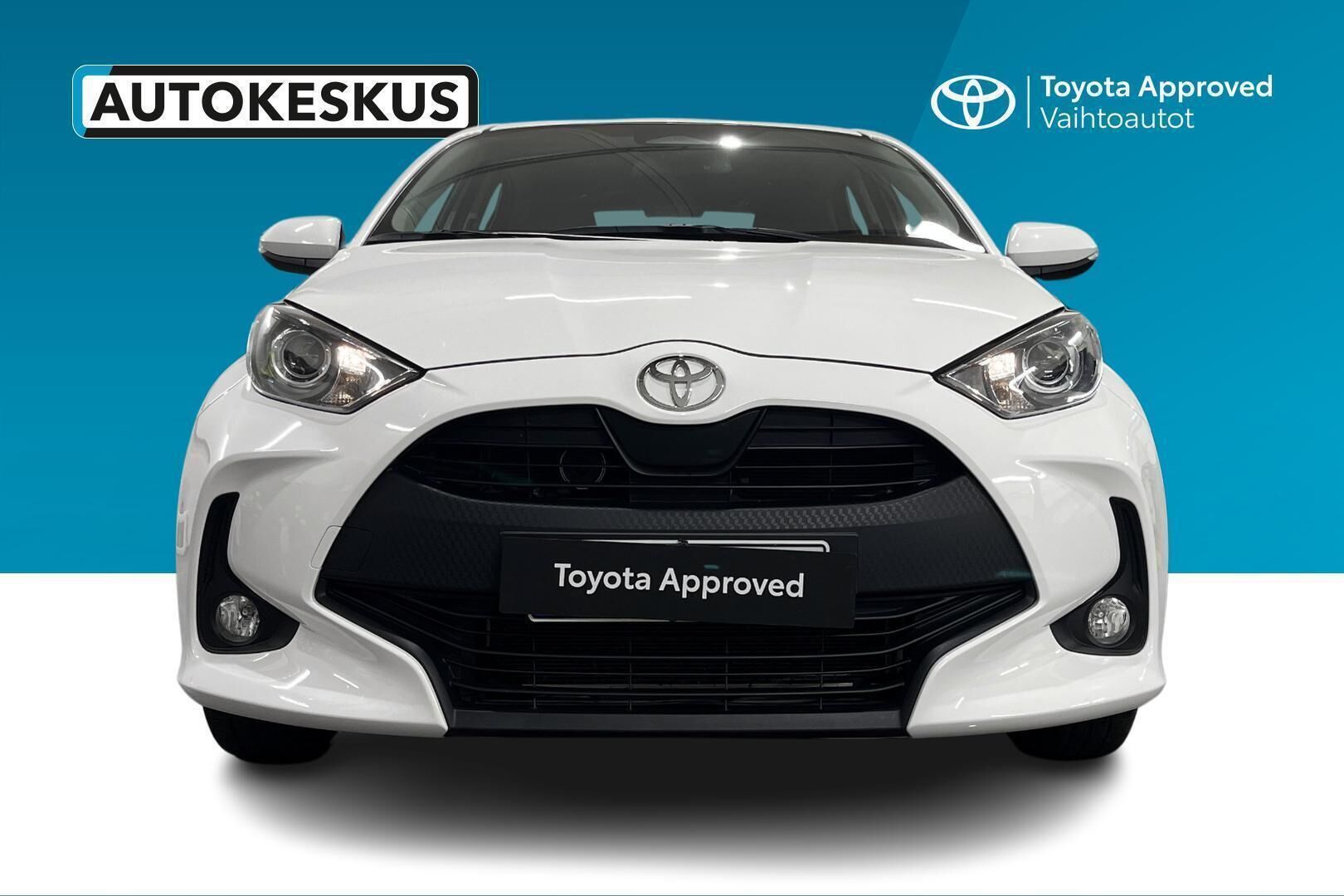 Toyota Yaris iso kuva 2