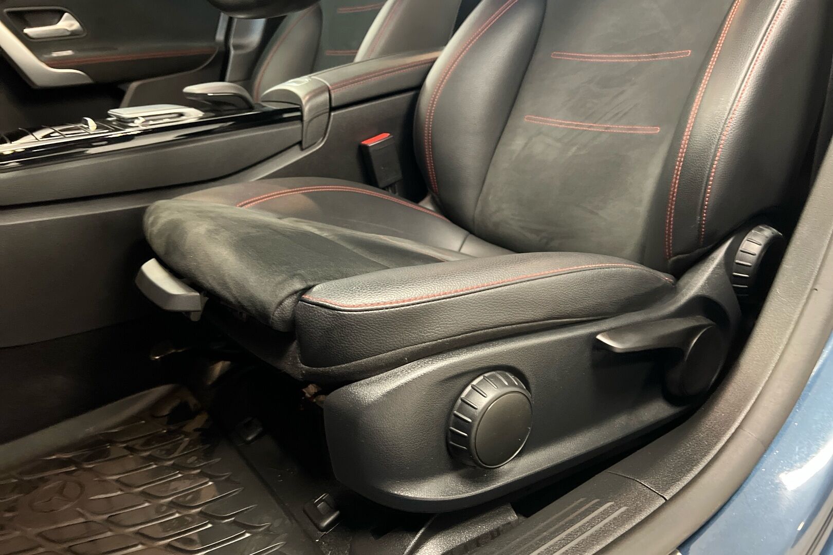 Mercedes-Benz A iso kuva 19