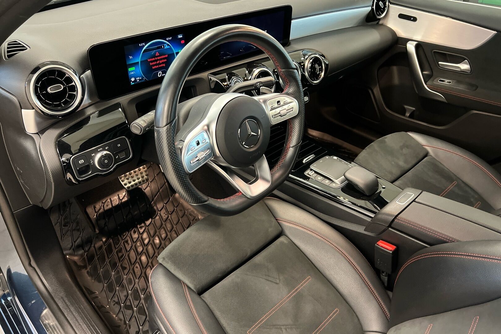 Mercedes-Benz A iso kuva 6
