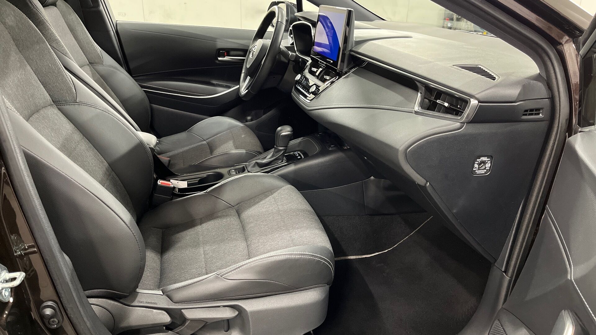 Toyota Corolla iso kuva 16