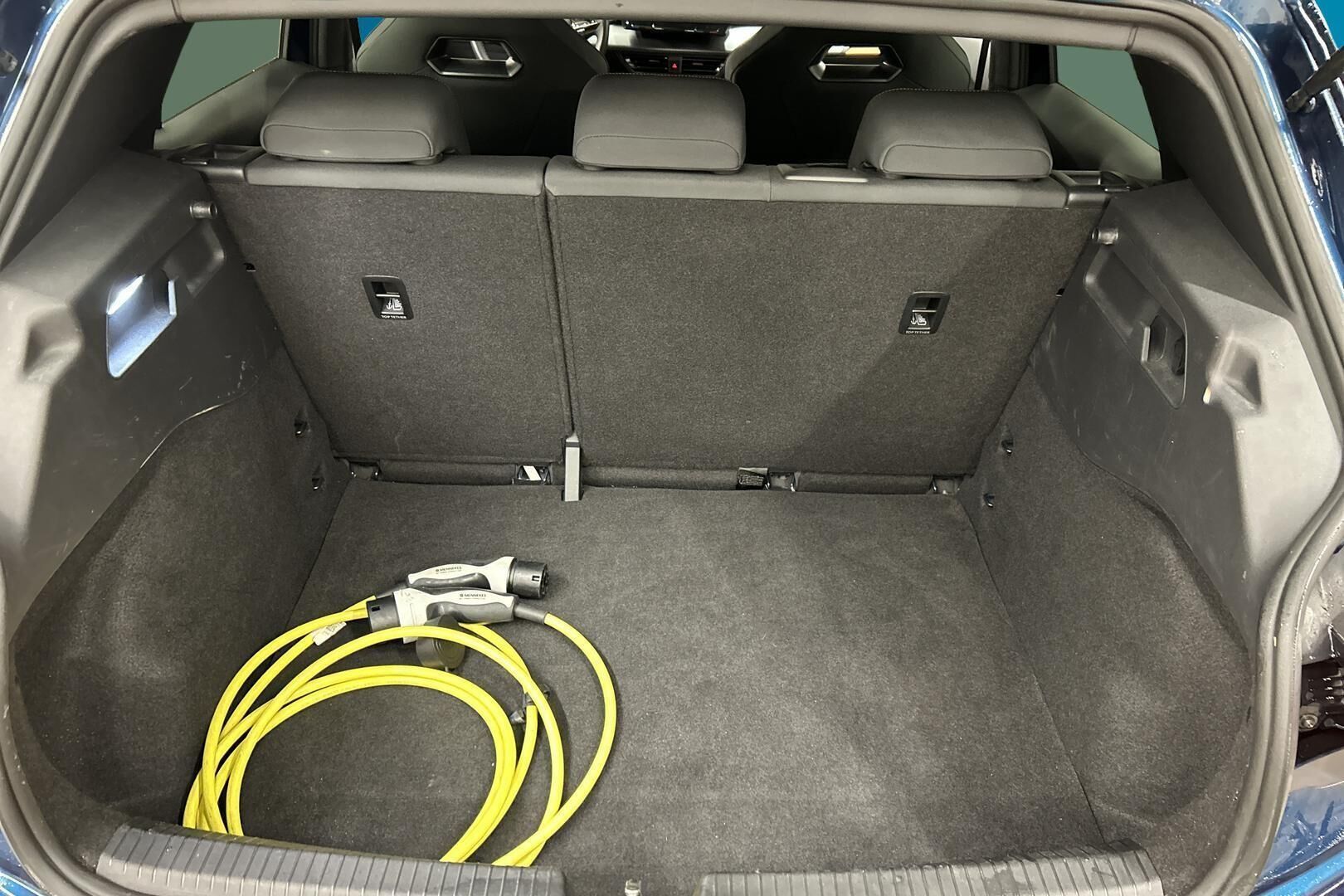 CUPRA Born iso kuva 12