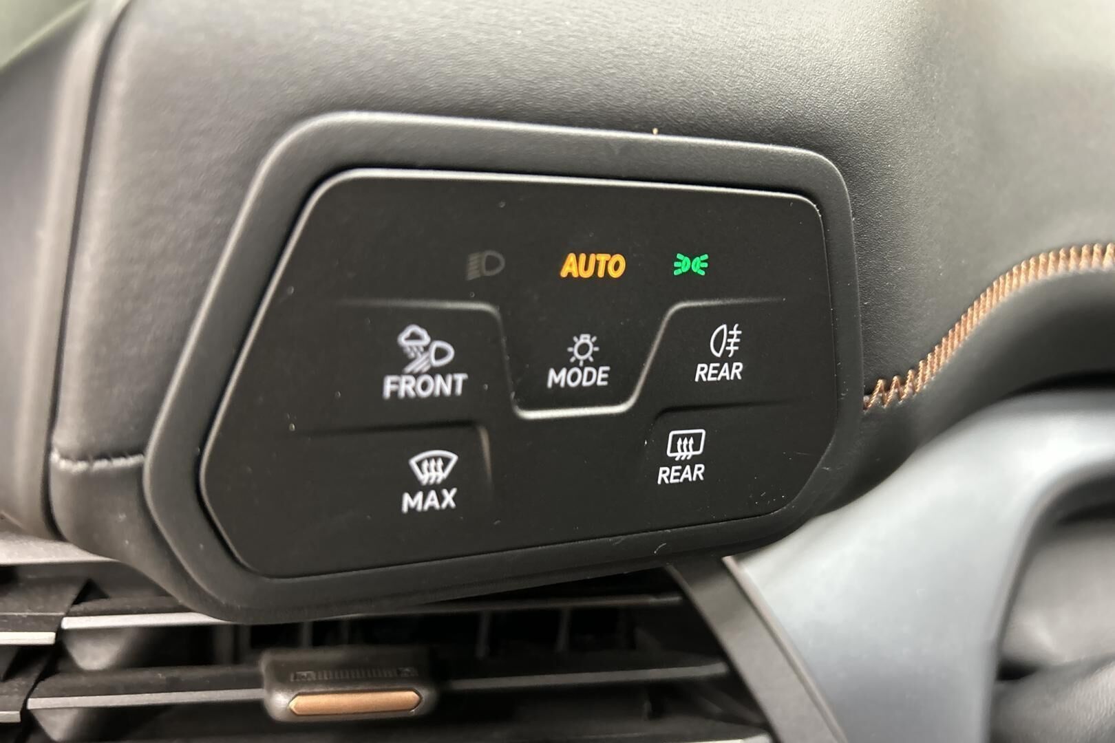 CUPRA Born iso kuva 20