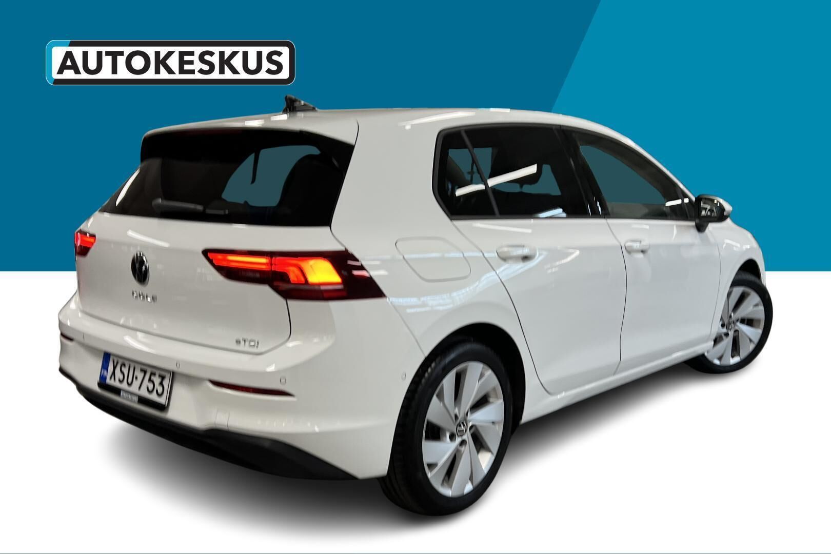 Volkswagen Golf 2024, photo 6/25