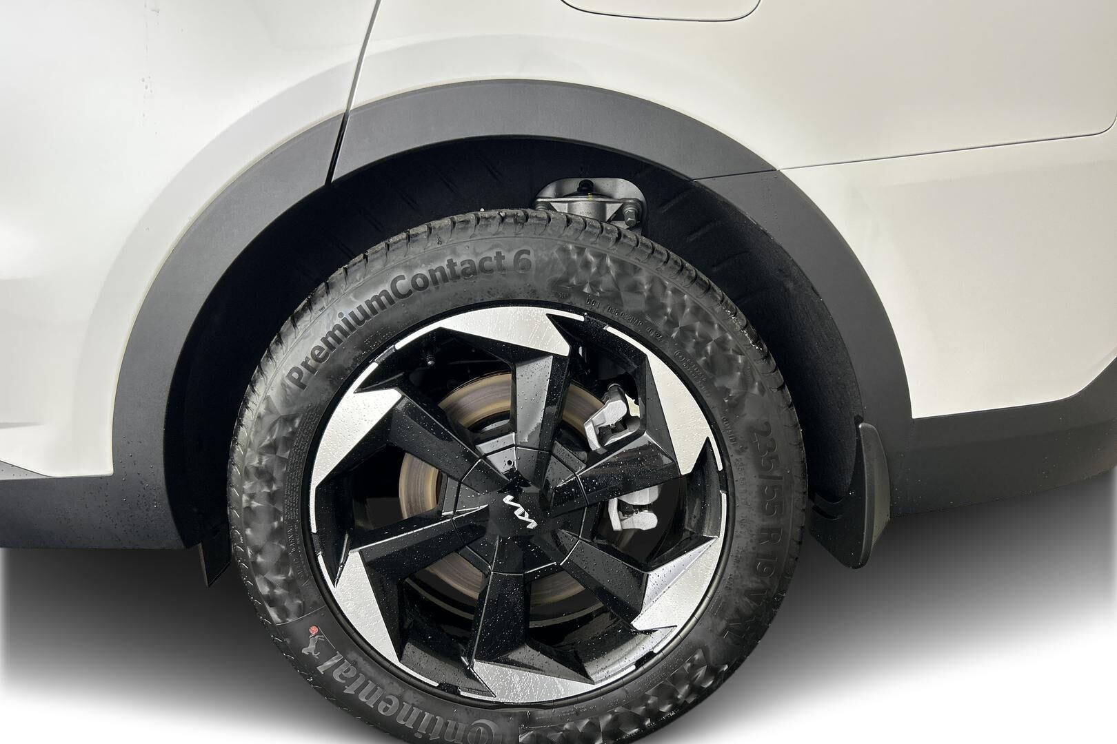 Kia Sorento iso kuva 12