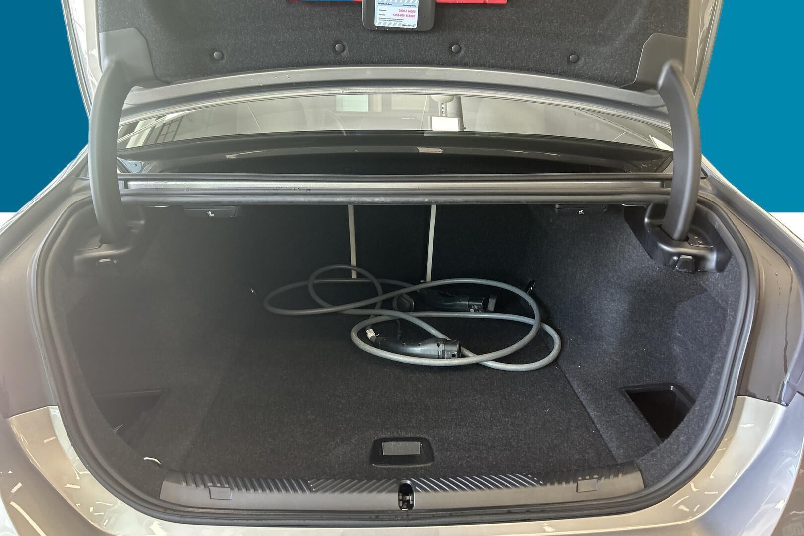 BMW i5 iso kuva 13