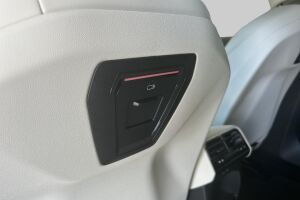 BMW i5 esikatselu 15
