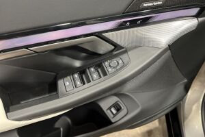 BMW i5 esikatselu 11