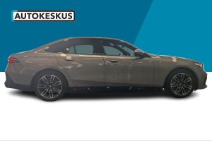 BMW i5 esikatselu 3