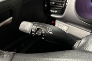 Kia Stonic esikatselu 19