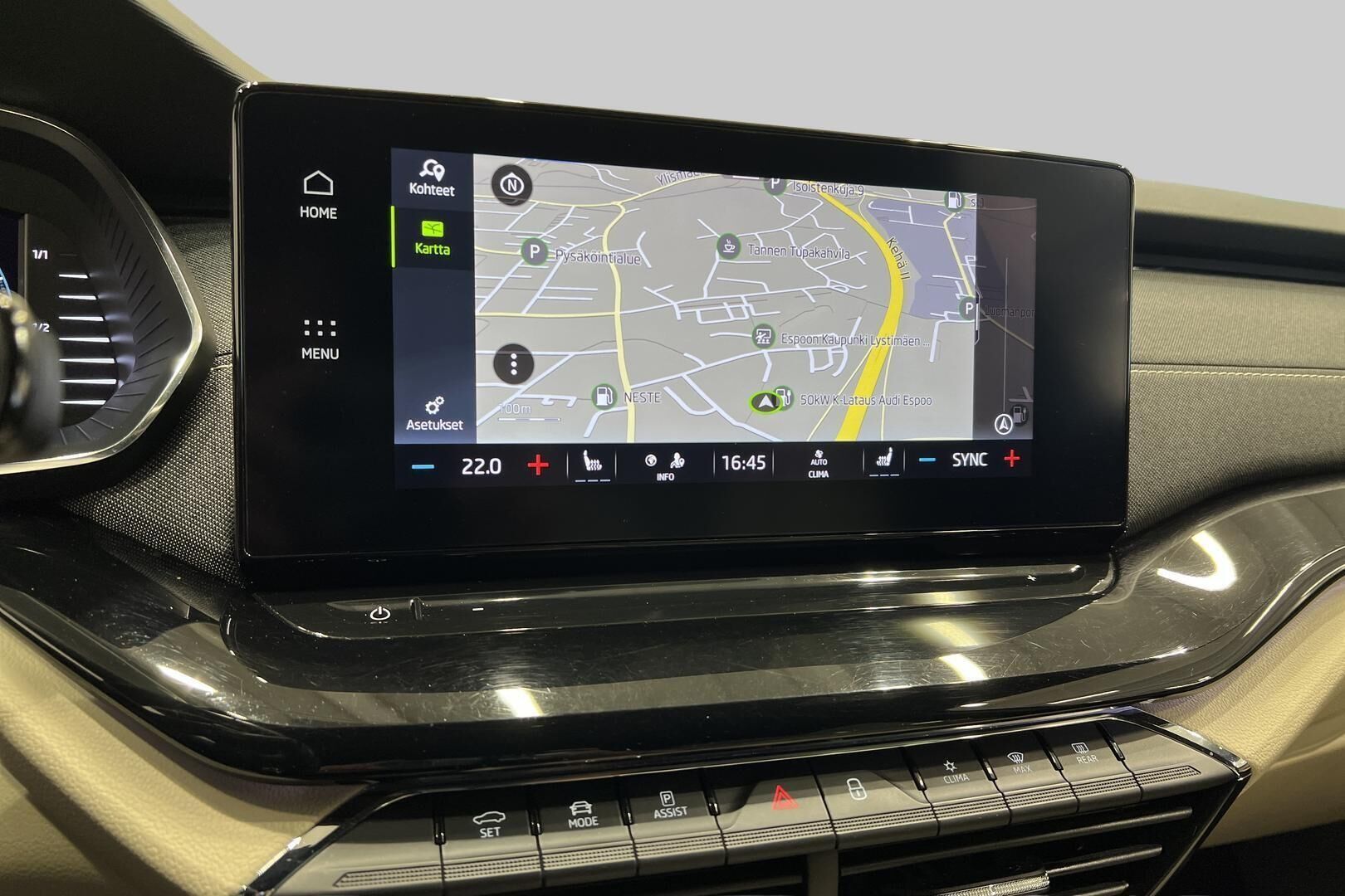 Skoda Octavia iso kuva 16