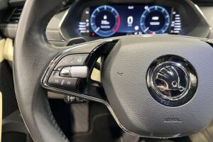 Skoda Octavia esikatselu 32