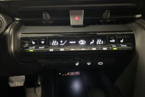Toyota C-HR esikatselu 22